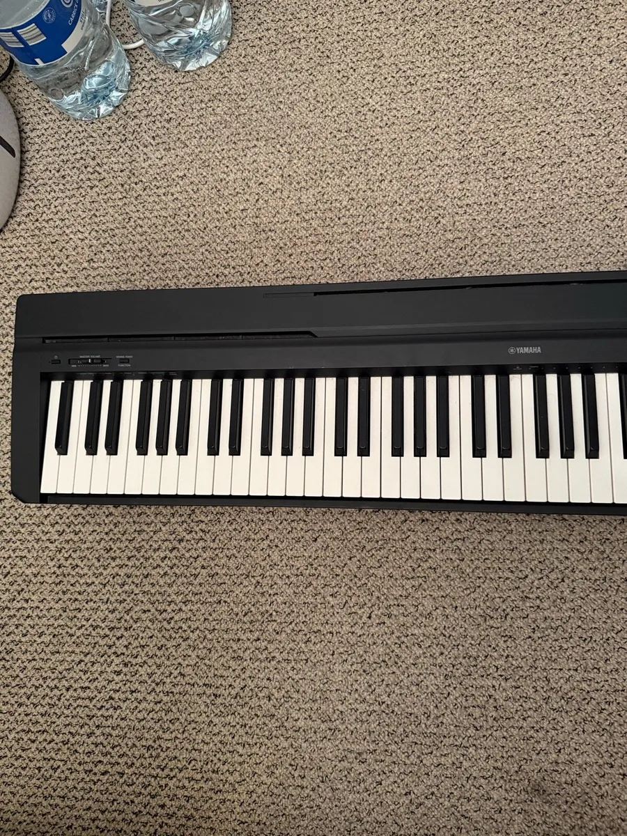 Yamaha P-35 Digital Piano - Image 4