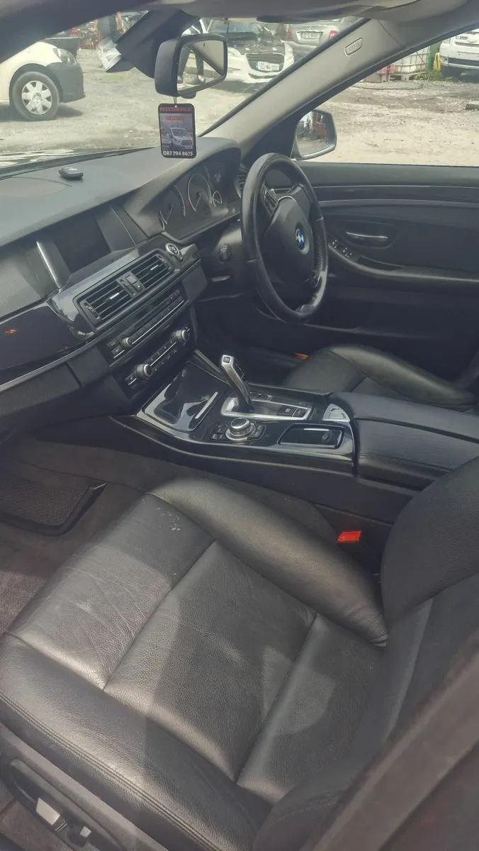 BMW 5-Series 2014 - Image 2