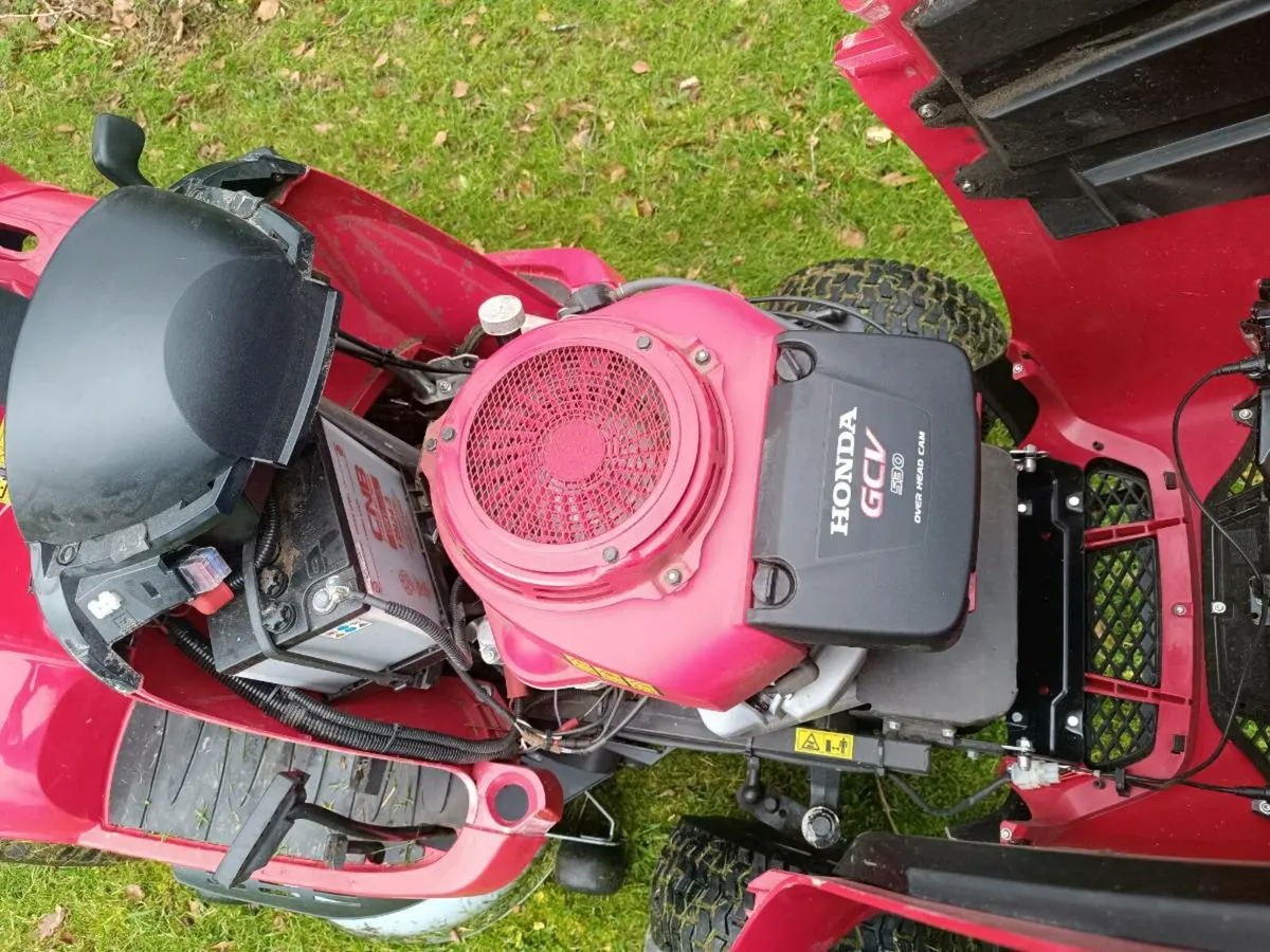 Ride on mower - Image 4