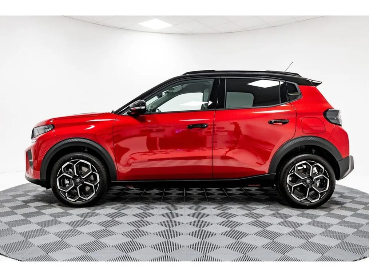 Citroen C3 -max 44kwh 115HP Two Tone - Image 4