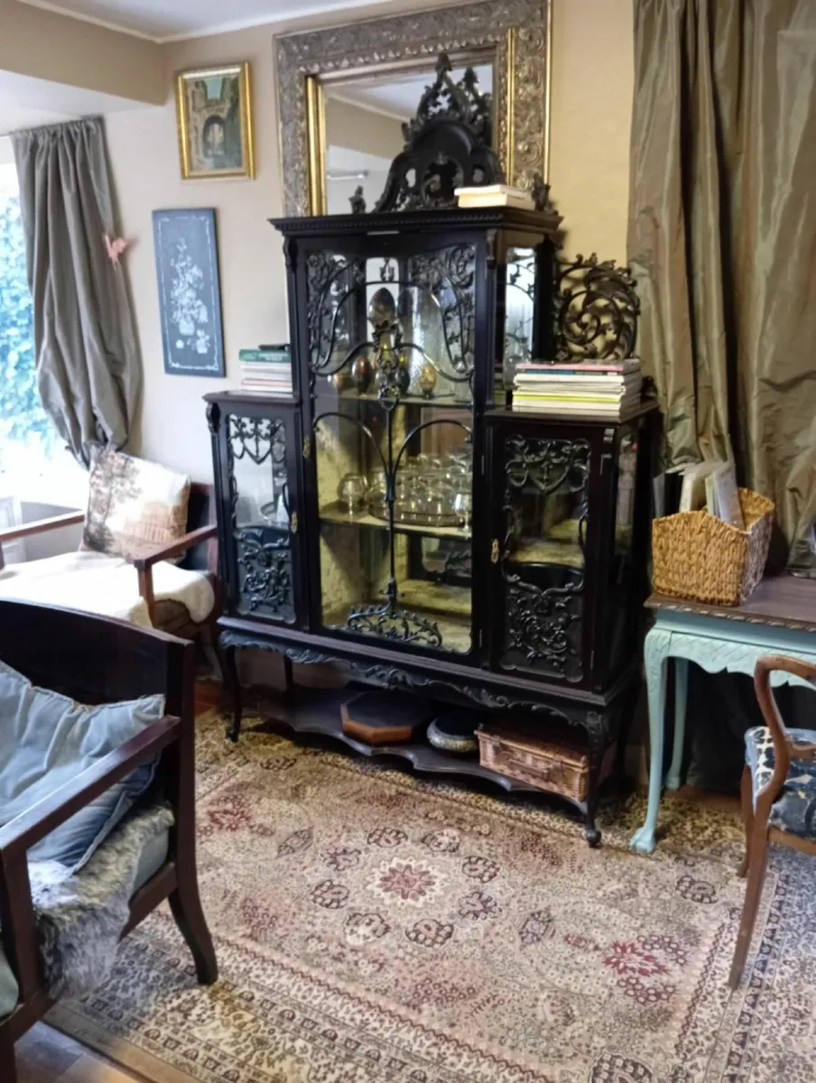 display cabinet - Image 2