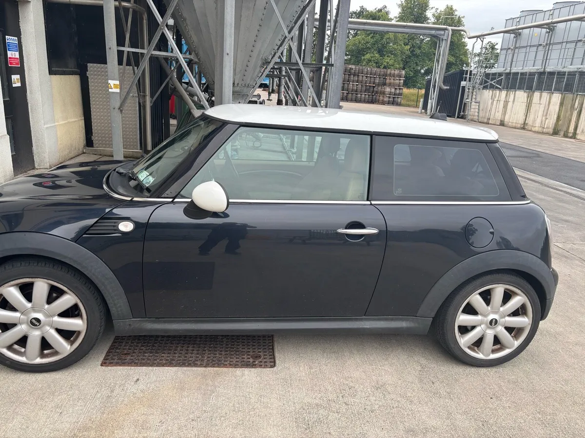 Mini Cooper 2007 - Image 2