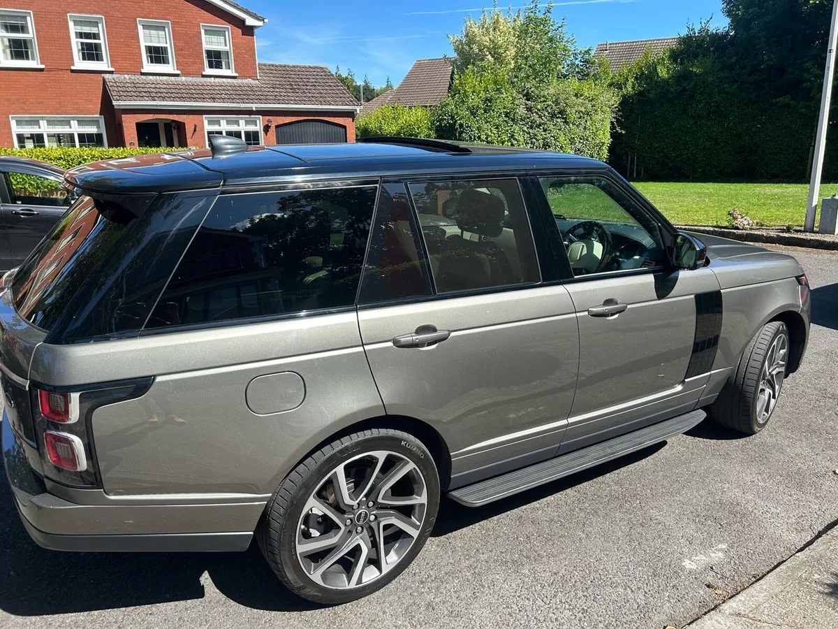 Range Rover Vogue - Image 2