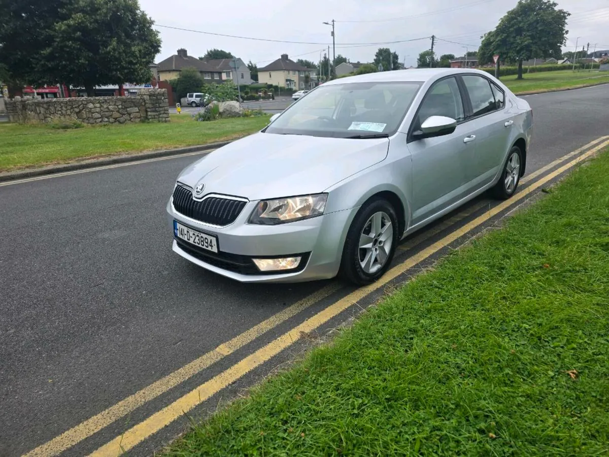 2014 Skoda Octavia - Image 2