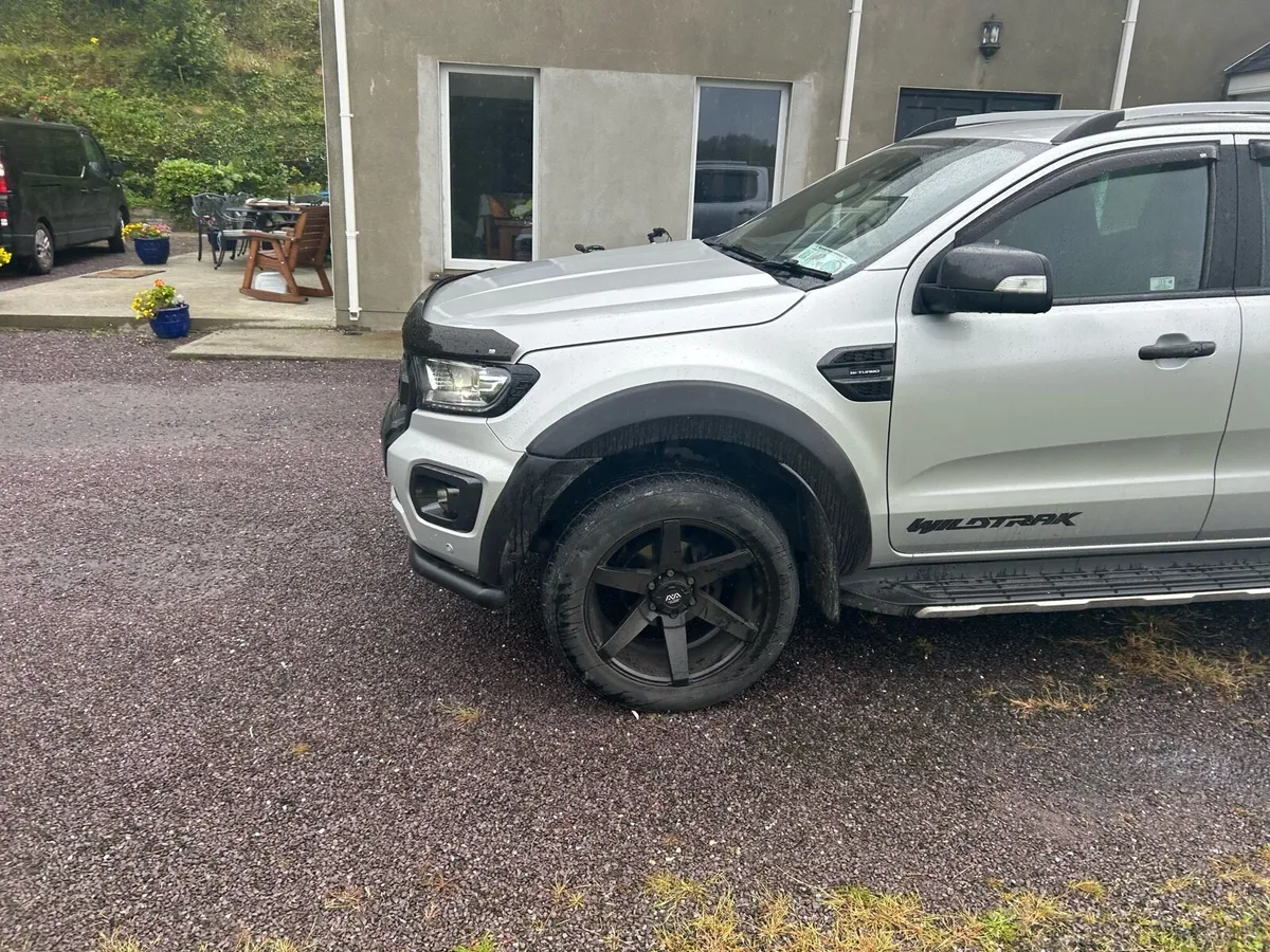 Ford Ranger Wildtrack - Image 3