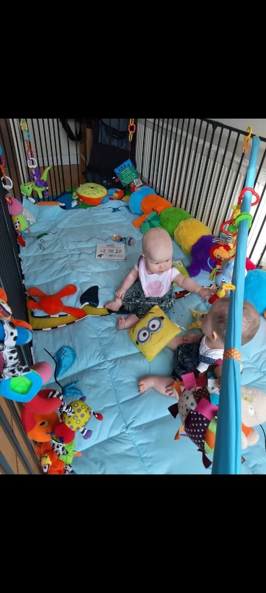 Baby Dan Playpen - Image 3