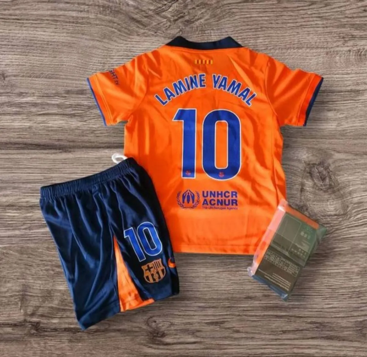 BARCELONA (AWAY/LAMINE YAMAL 10) KIDS FULL KIT . - Image 1