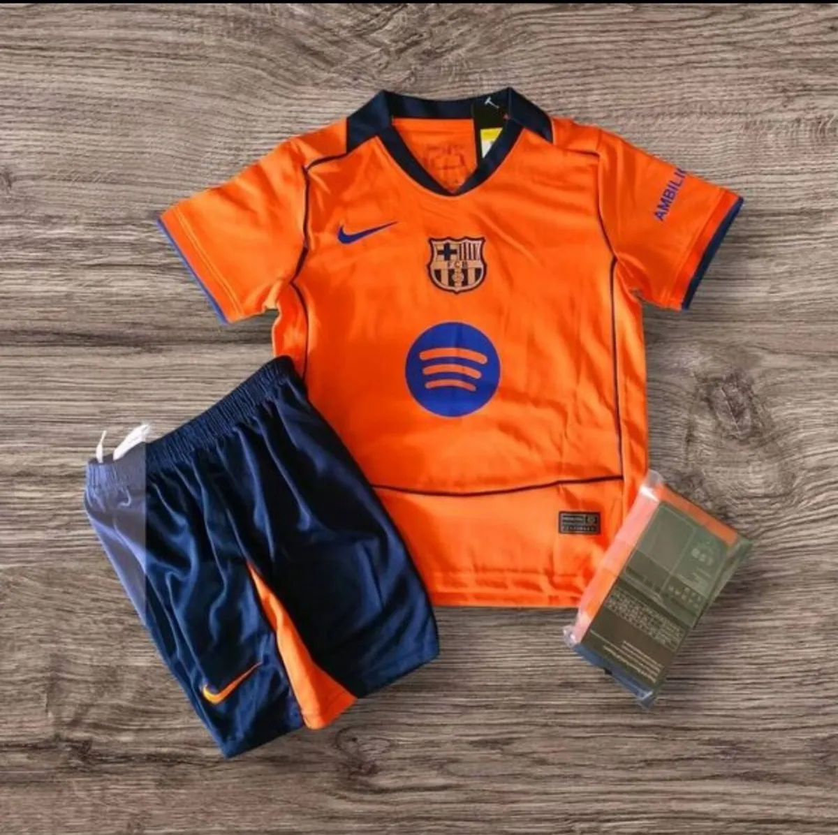 BARCELONA (AWAY/LAMINE YAMAL 10) KIDS FULL KIT . - Image 2