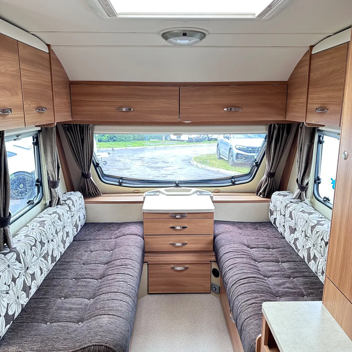 ✨ULTRA LIGHTWEIGHT SPRITE MAJOR 6 BERTH✨ - Image 3