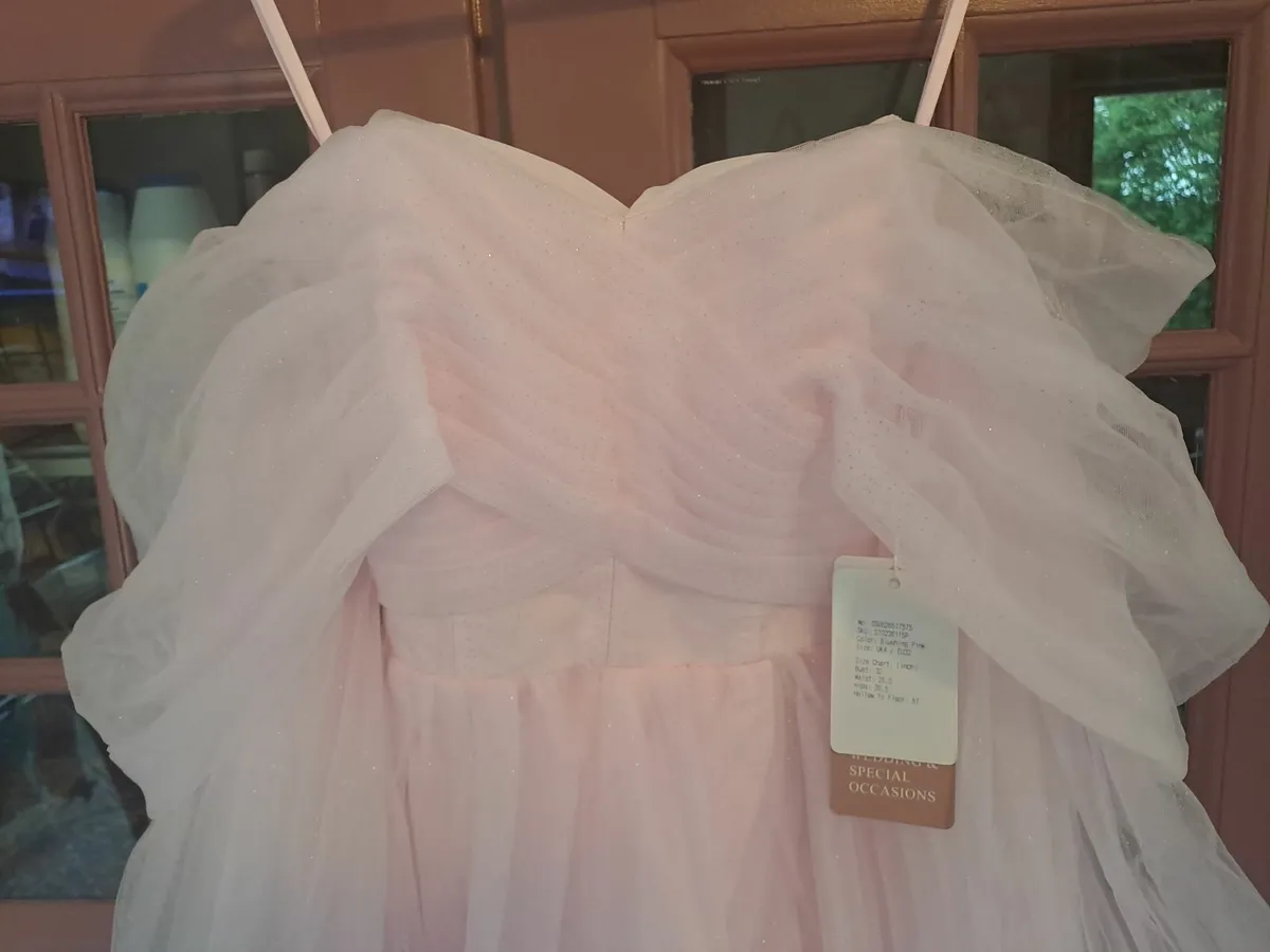 Debs dress - Image 3