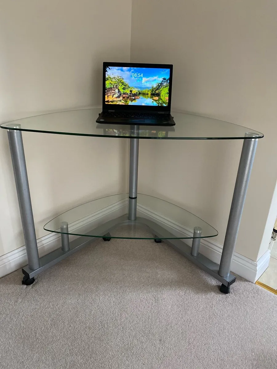 Homework / Office Desk - Image 1