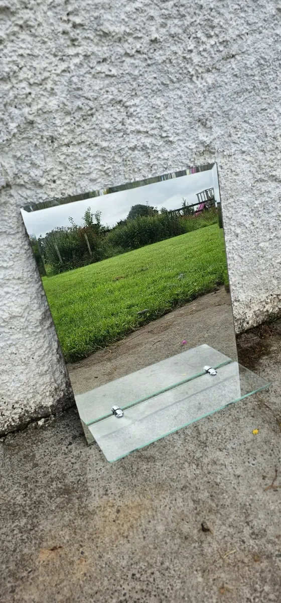 Bathroom mirror