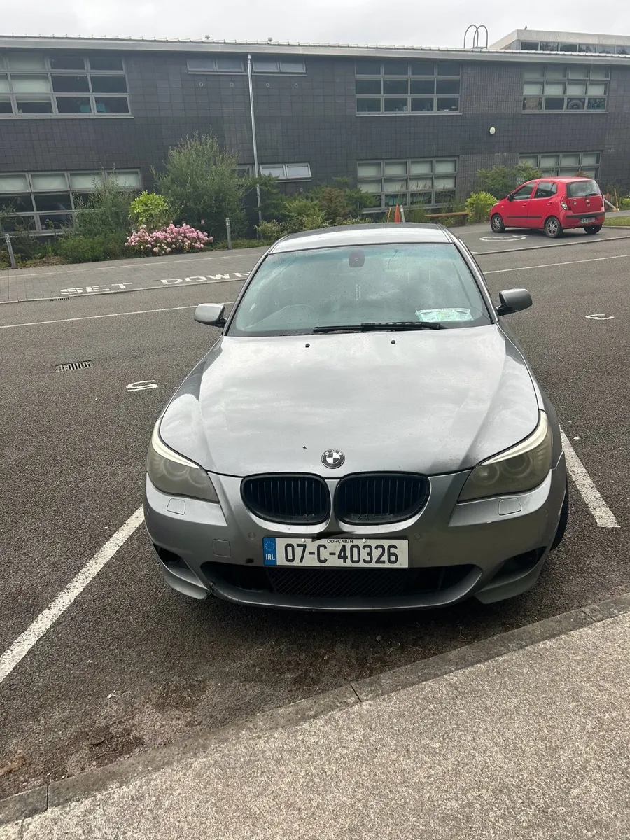 BMW 5-Series 2007 - Image 2