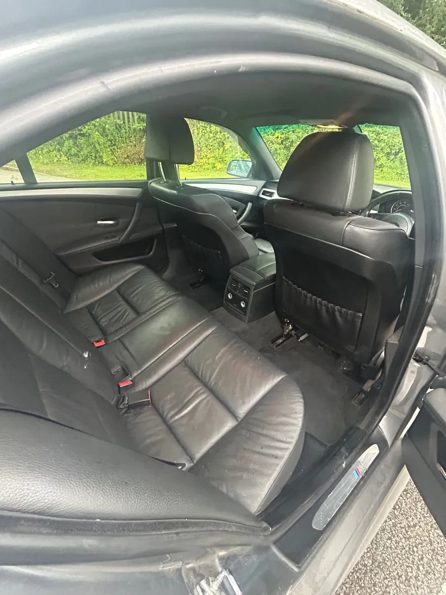 BMW 5-Series 2007 - Image 4