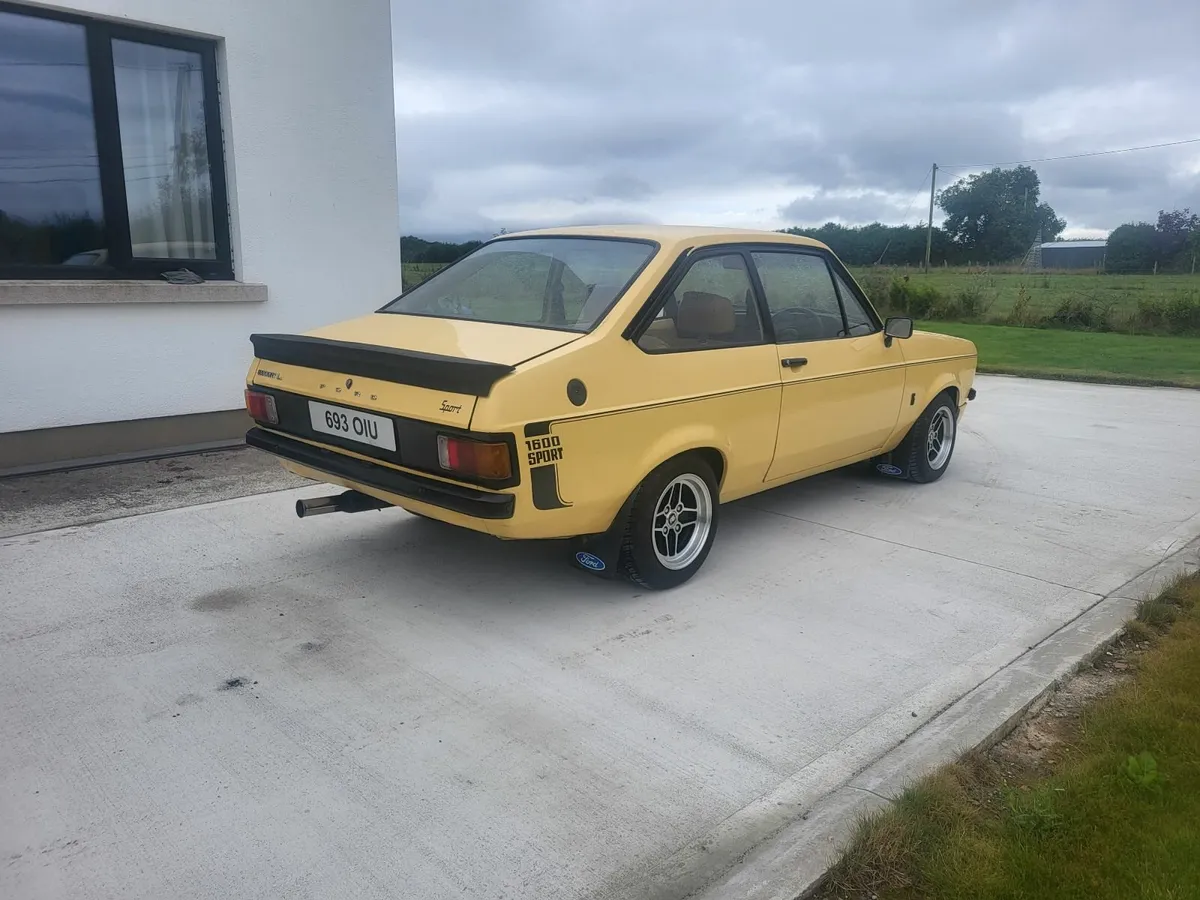 Ford Escort mk2  1600 1979 - Image 1
