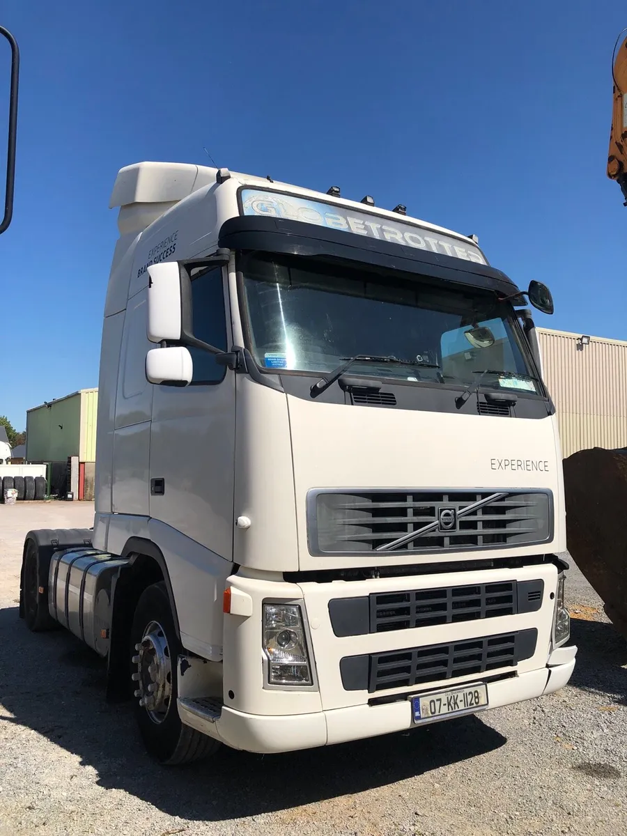 Volvo FH  complete for breaking - Image 1