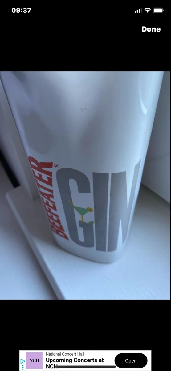 Rare Beefeater Gin Ceramic Water Jug - Image 2
