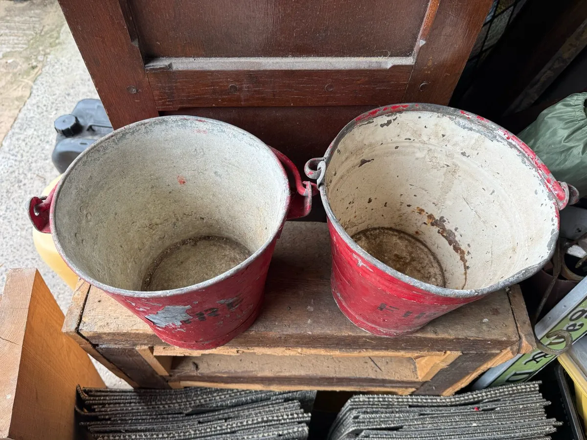 Two old reclaimed metal fire buckets - Image 2