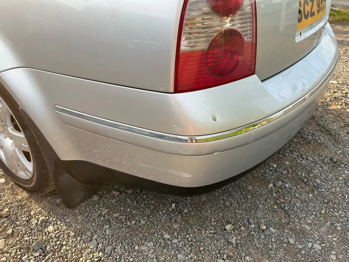 Volkswagen Passat - Image 4