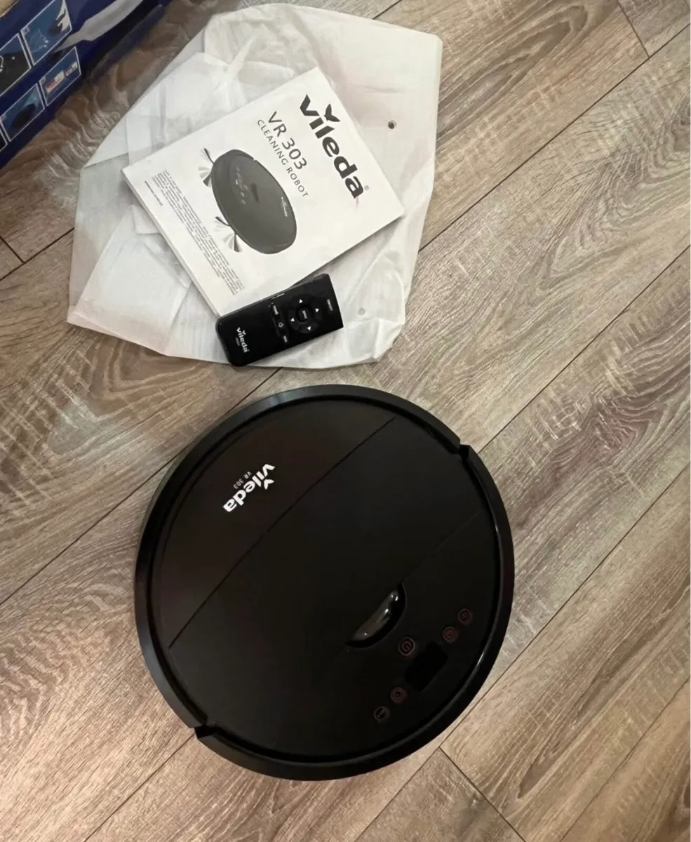 Vileda VR303 cleaning robot - Image 2