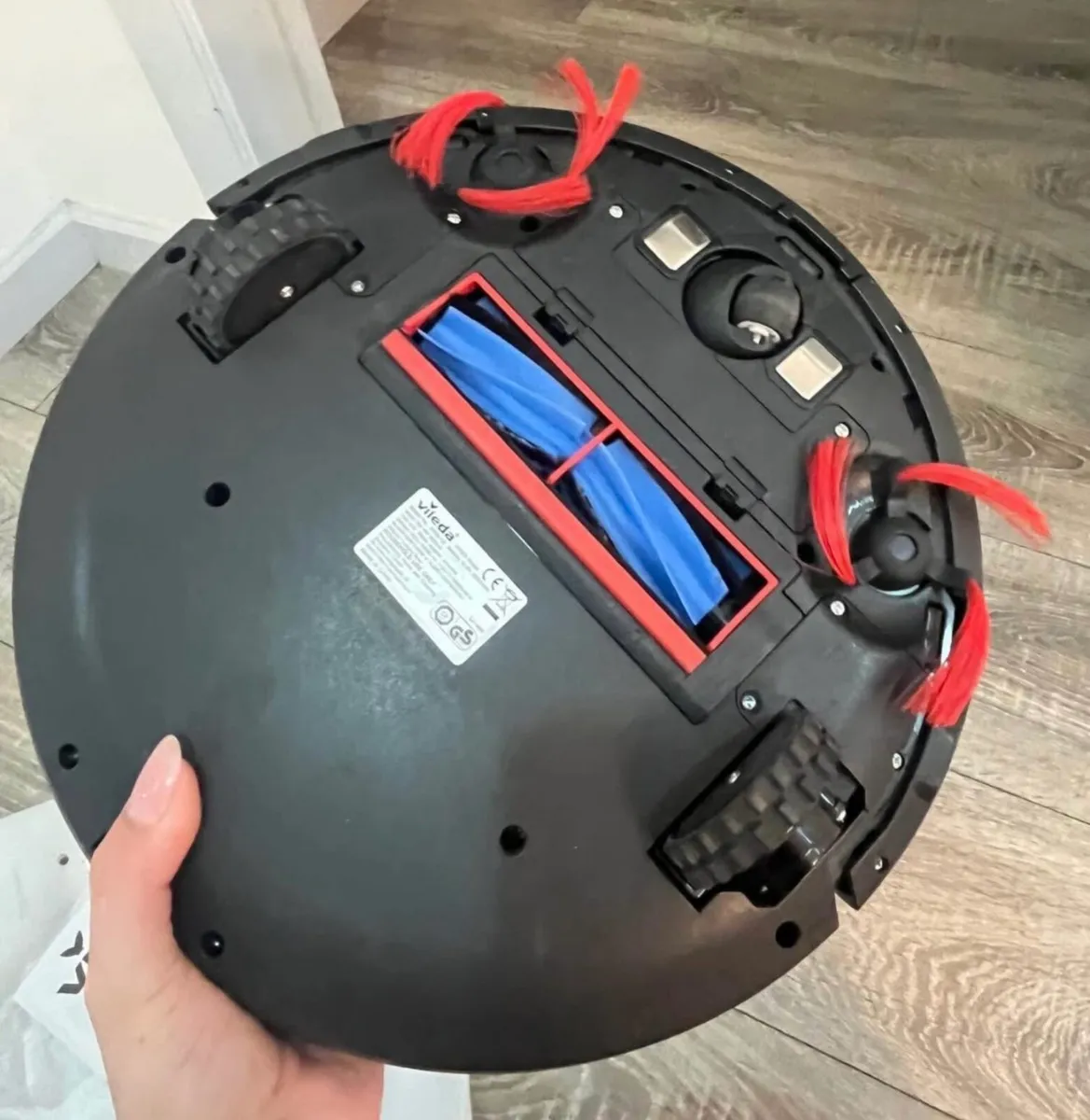 Vileda VR303 cleaning robot - Image 3