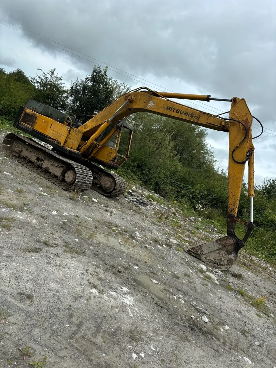 Mitsubishi 12 tonne digger - Image 1