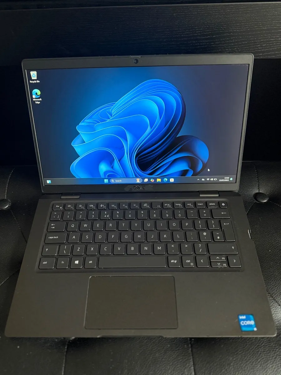 Dell Latitude 7320 Laptop i5/16GB/2256SSD/FHD - Image 1