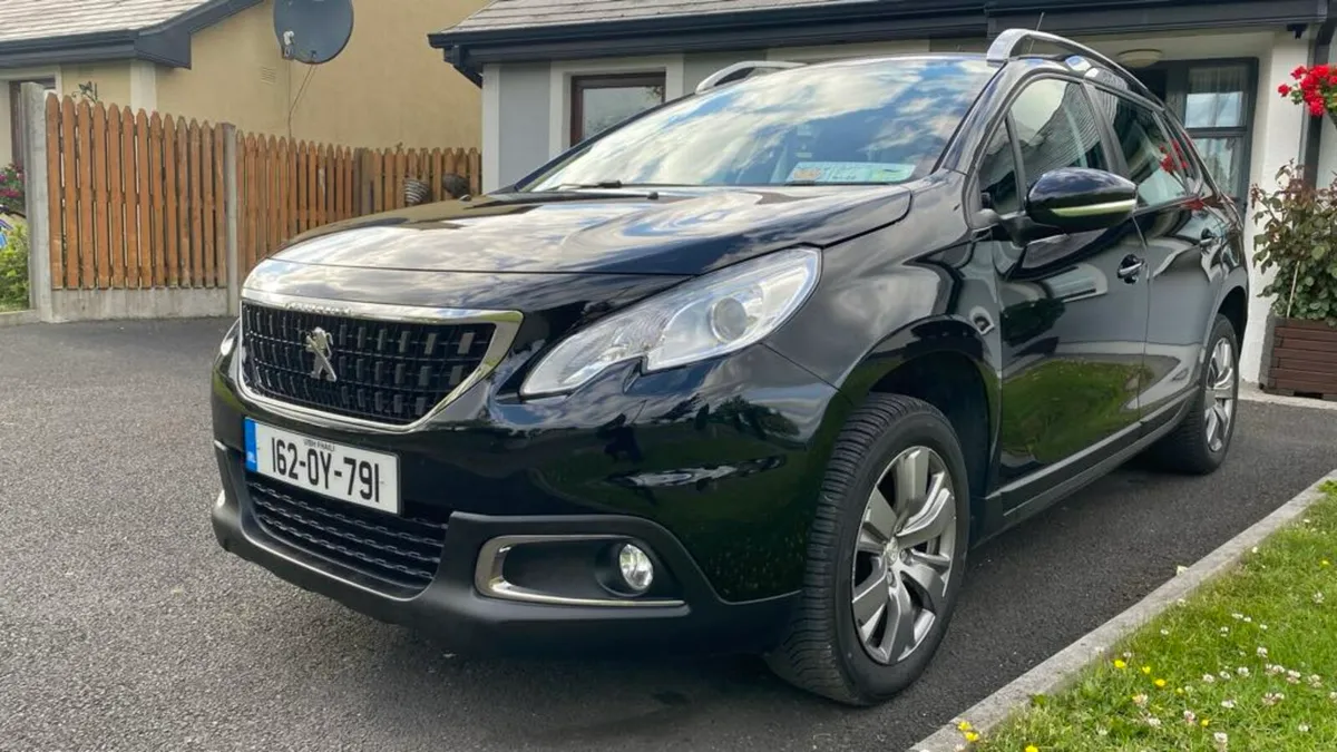 Peugeot 2008 - Image 1