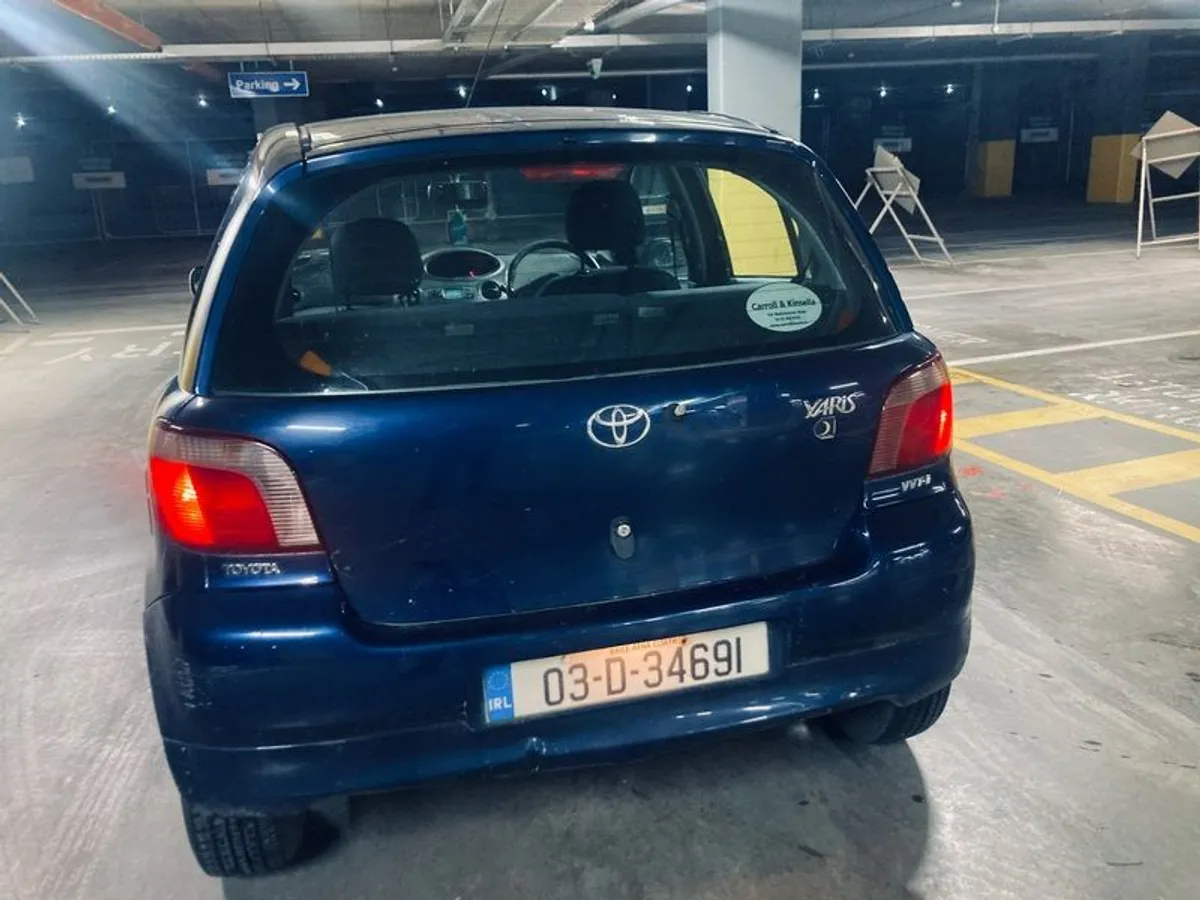 2003 Toyota Yaris - Image 2