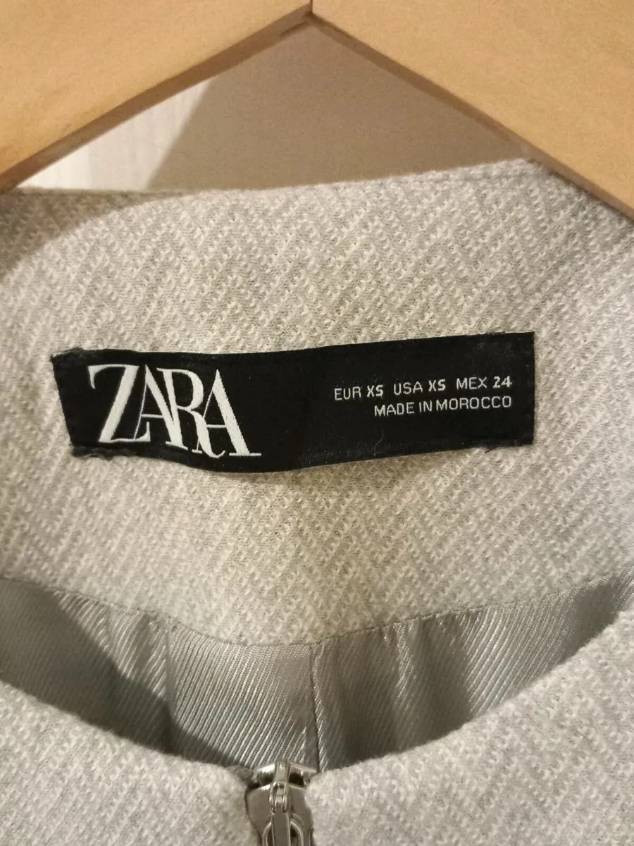 ZARA Grey Blazer – Size XS – Excellent Condition - Image 2