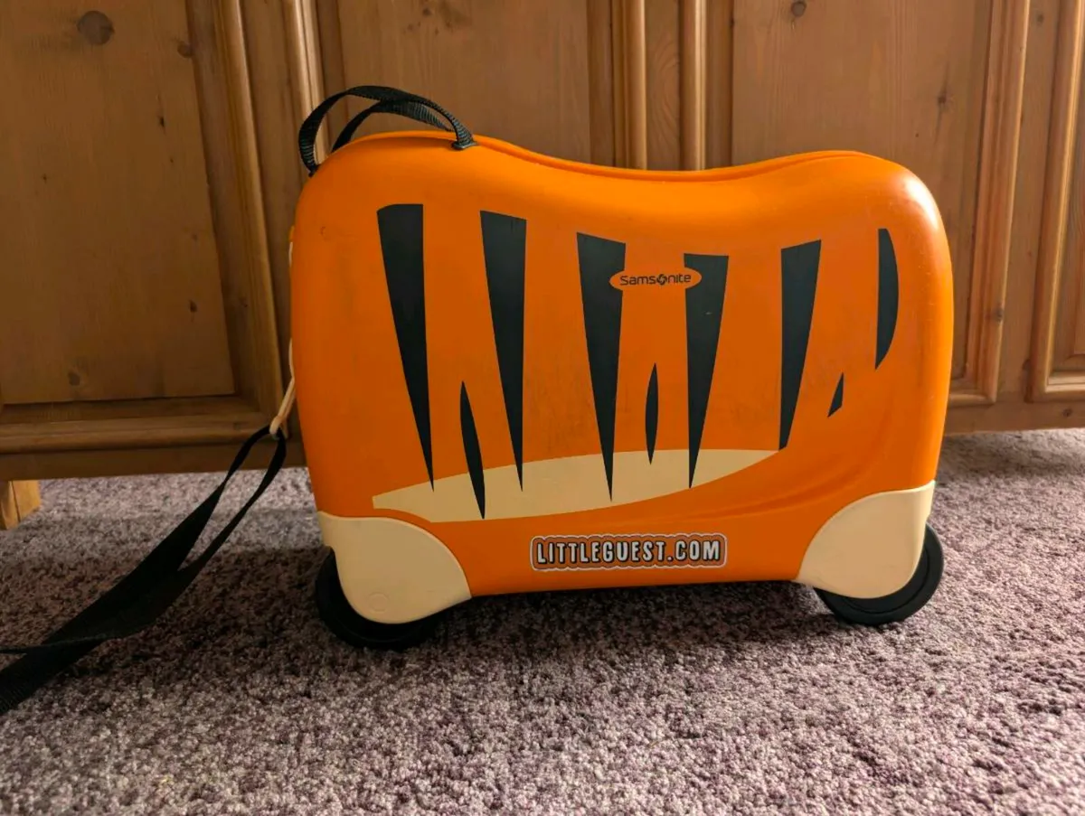 Children's Suitcase - Image 1