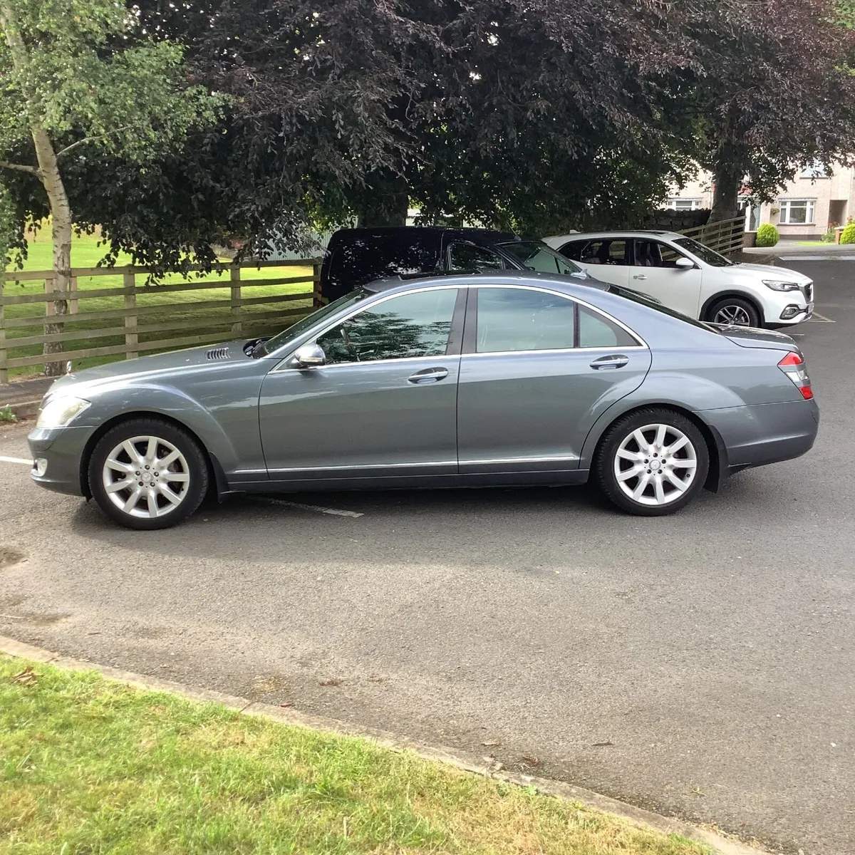 Mercedes s320 automatic 2010 92000 miles - Image 4
