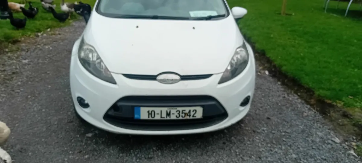Ford Fiesta 2010 - Image 3