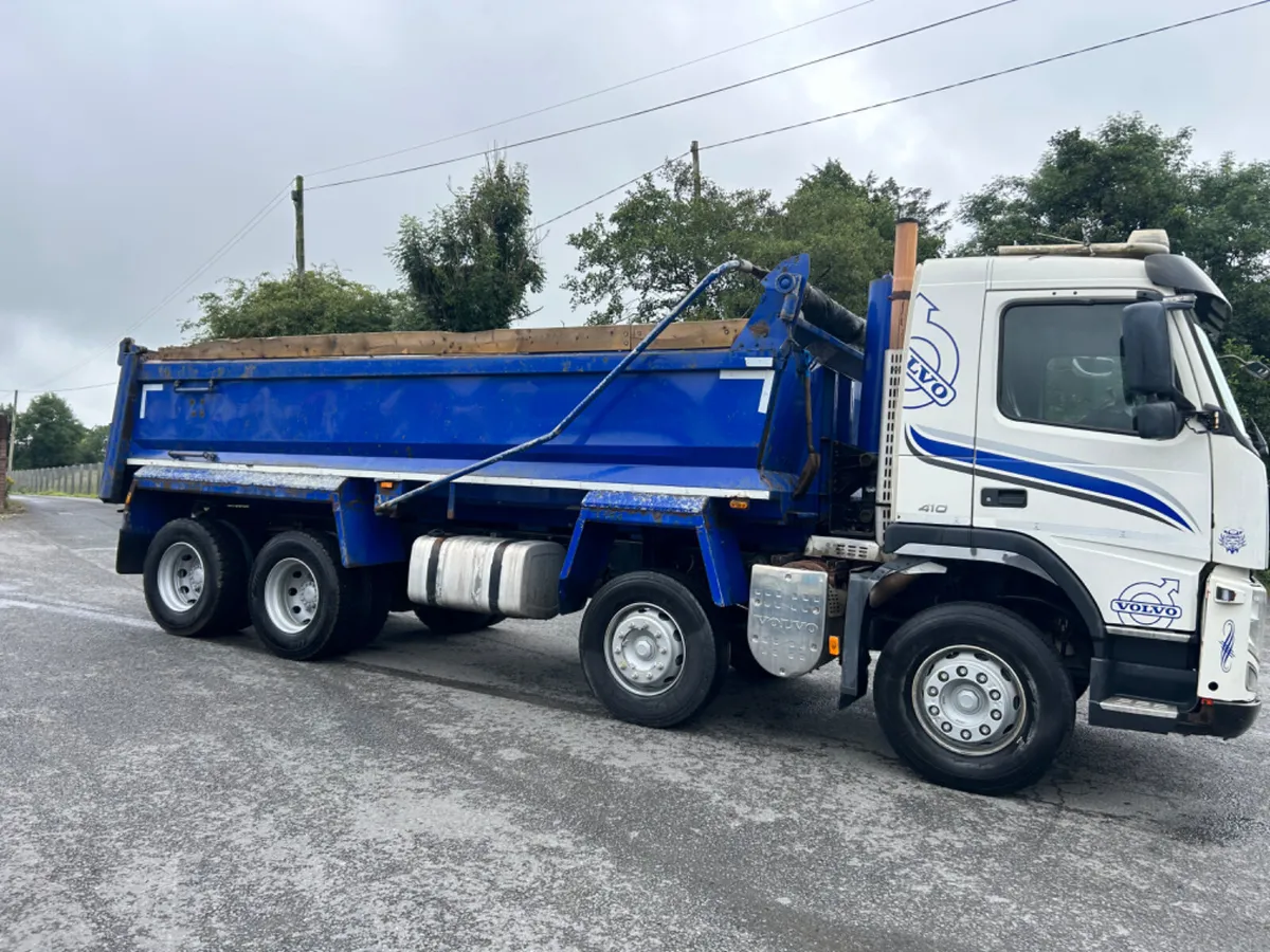 2013 Volvo fm410 8x4 steel tipper - Image 4