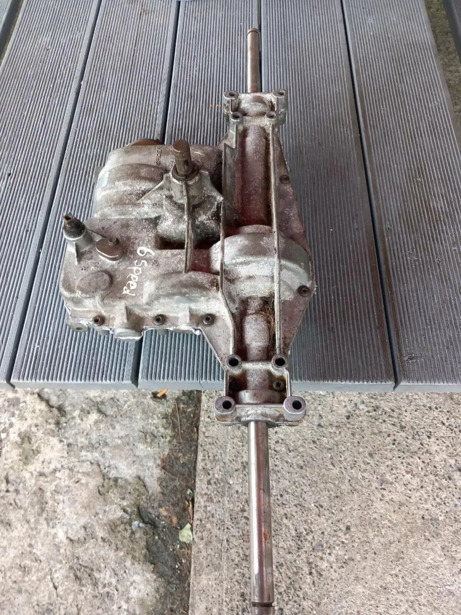 A,G,S spicer Dana manual gearbox for sale - Image 2