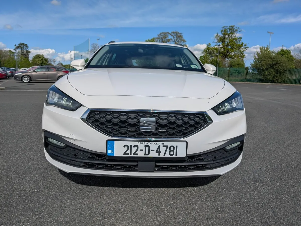 I SELLING SEAT LEONE 2021 IN PERFECT CONDITION - Image 1