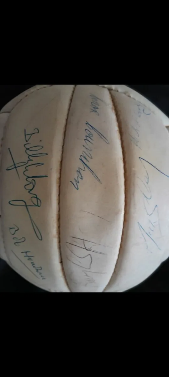 Gaa All Ireland football signed 1990 - Image 3