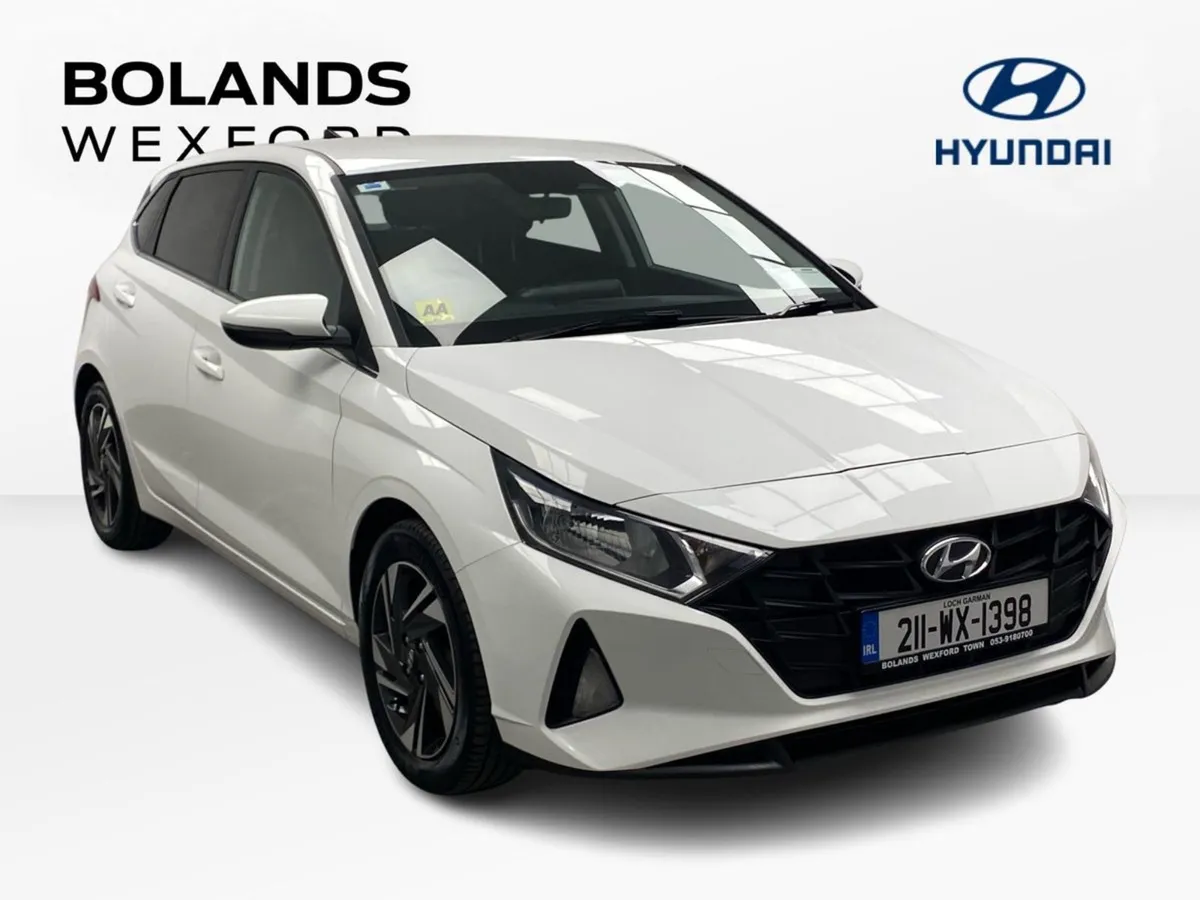 Hyundai i20 1.2 Launch Edition - Image 1