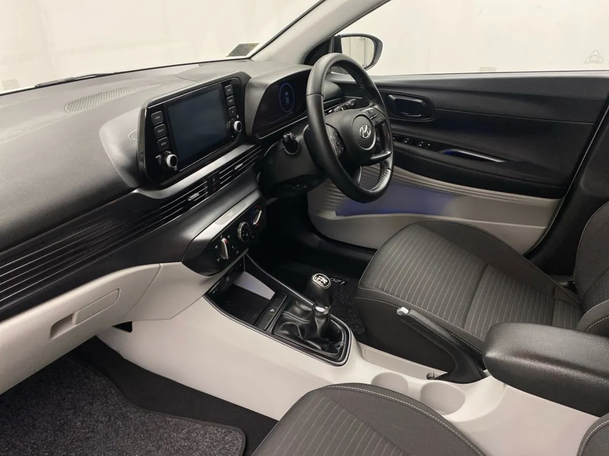 Hyundai i20 1.2 Launch Edition - Image 2
