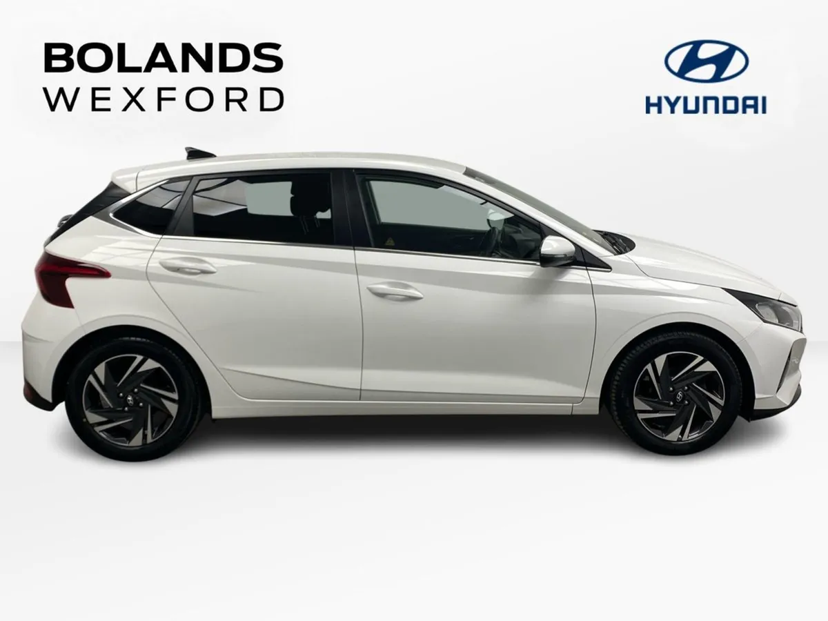 Hyundai i20 1.2 Launch Edition - Image 4