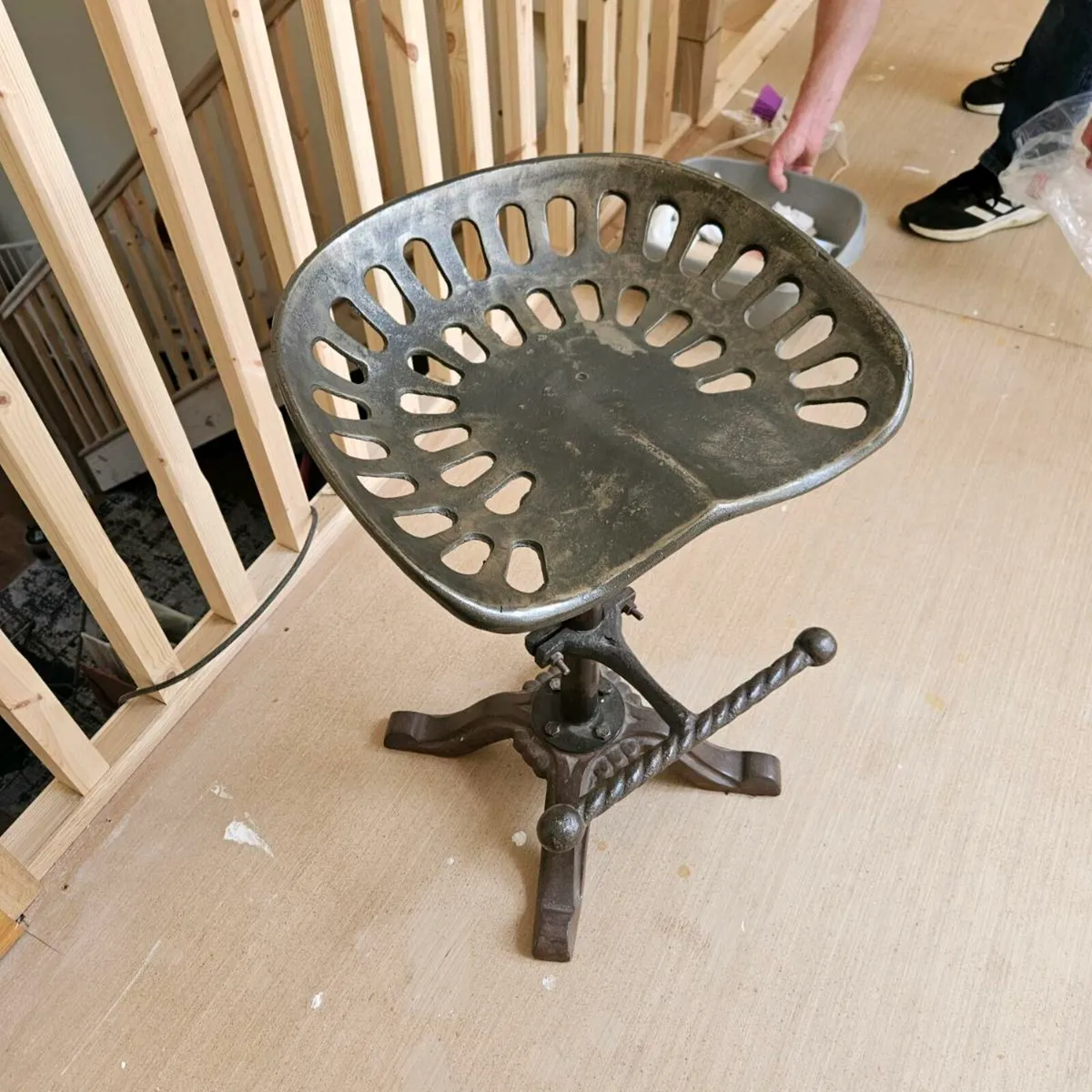 Tractor seat bar stools - Image 3