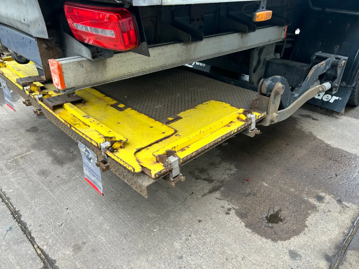 2020 DHOLLANDIA 1.5 ton slider tail lift - Image 3