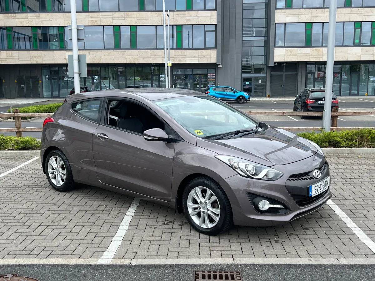 Hyundai i30 2016 Automatic Diesel - Image 1