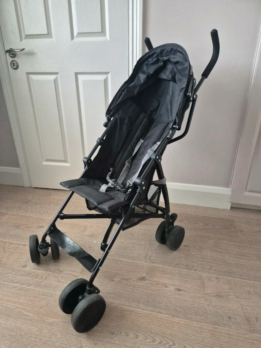 Redkite stroller - Image 1