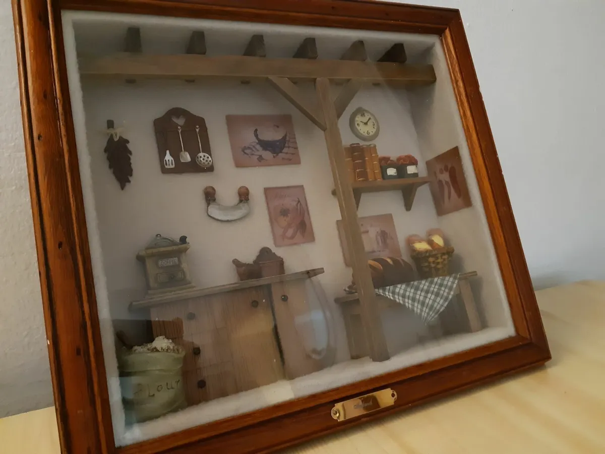 Vintage Shadow Box Diorama. - Image 2