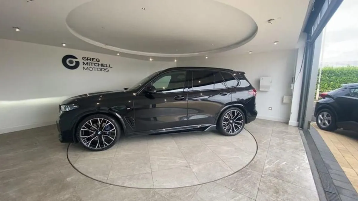 BMW X5 Xdrive40d MHT M Sport 5dr Auto - Image 4