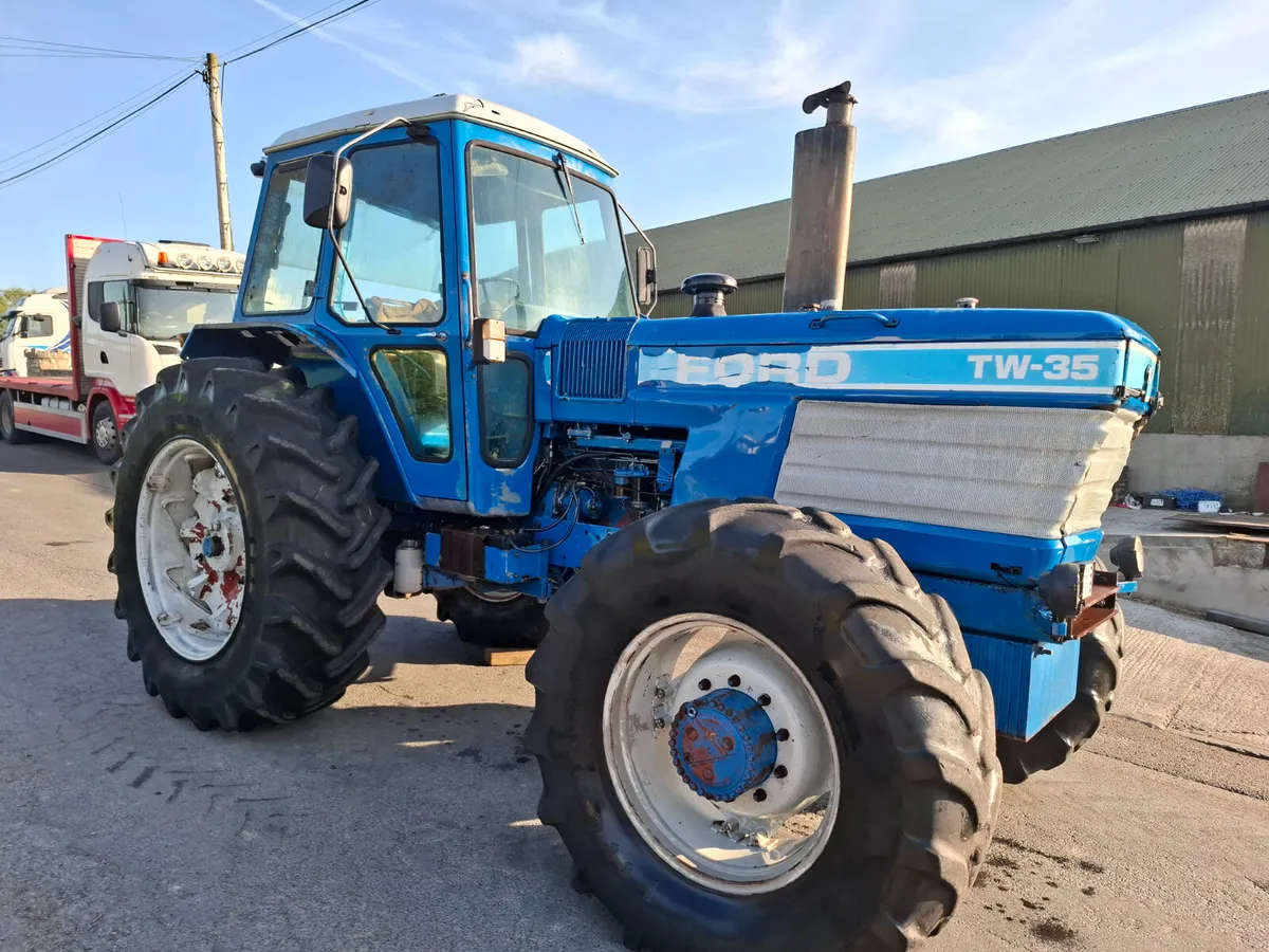 FORD TW35 - Image 2