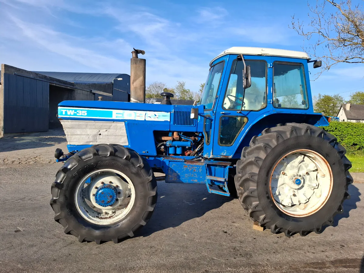 FORD TW35 - Image 1