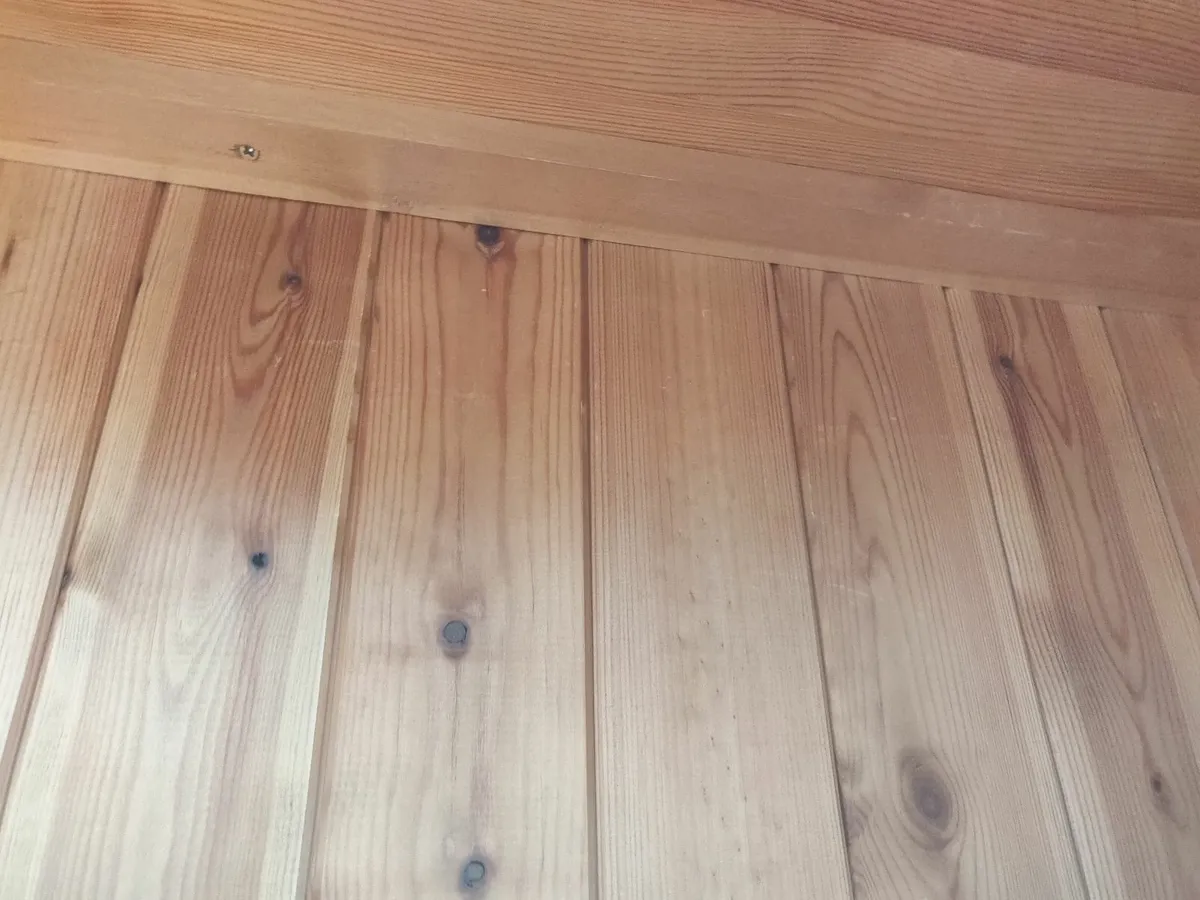 Vintage pine shelf - Image 4