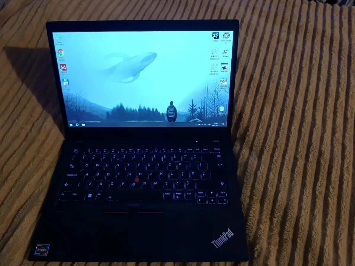 Laptop Lenovo Thinkpad P14s gen 2 Ryzen 7 pro - Image 1